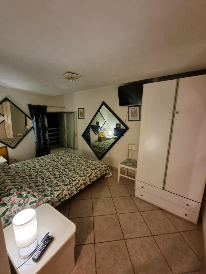 Abbronzatissima Capo D'Orlando Apartment ภายนอก รูปภาพ